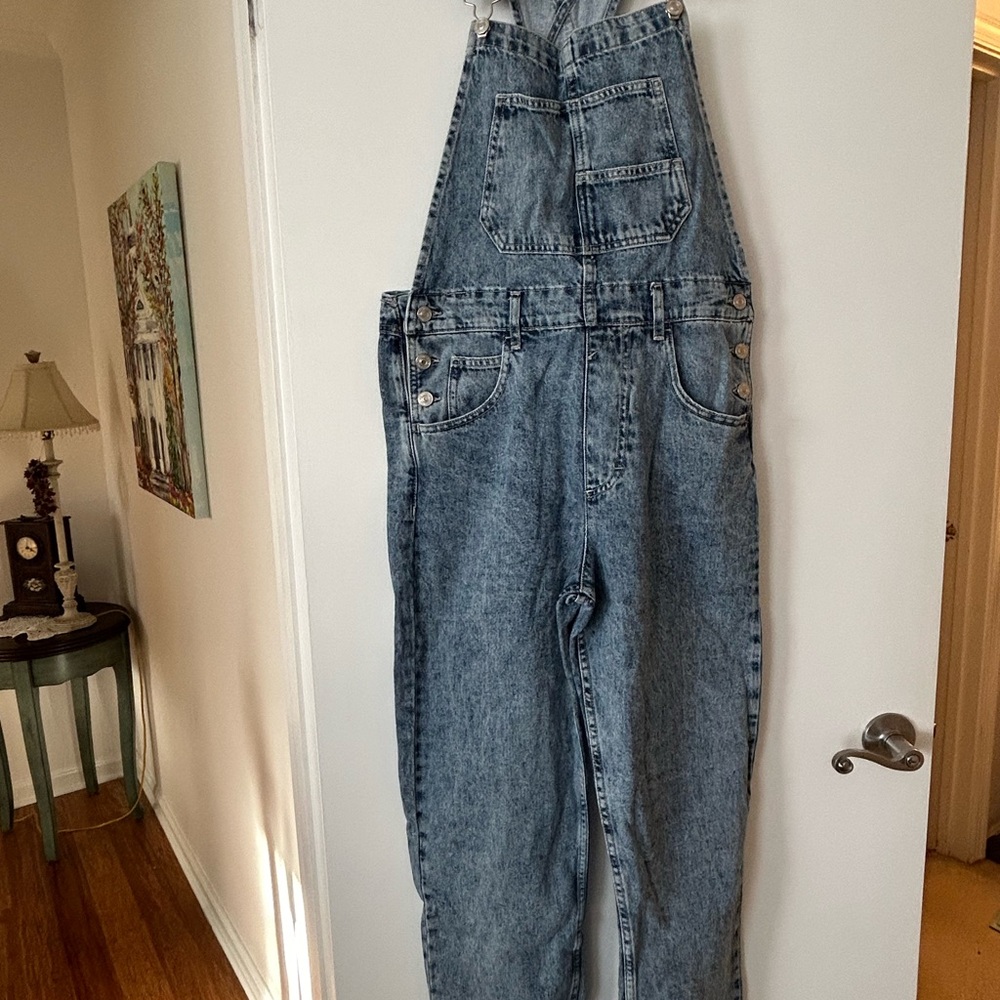 Free People- We The Free Denim Overalls, EUC